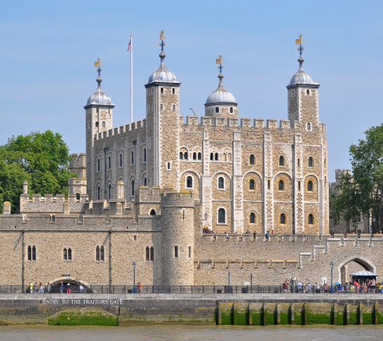 Superbloom Moat and Tower of London