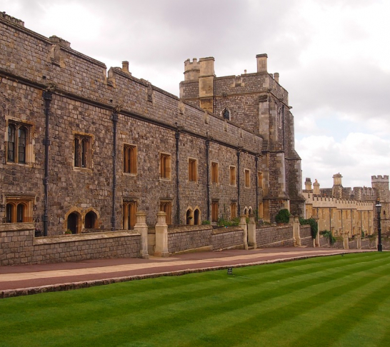 Windsor and River Cruise with Afternoon Tea